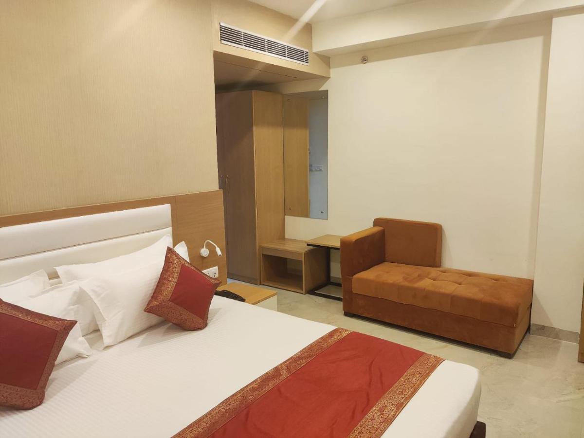 Hotel Xenia Varanasi Dış mekan fotoğraf