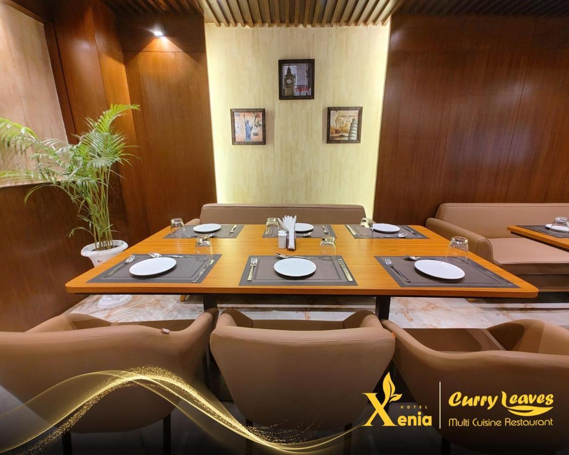 Hotel Xenia Varanasi Dış mekan fotoğraf