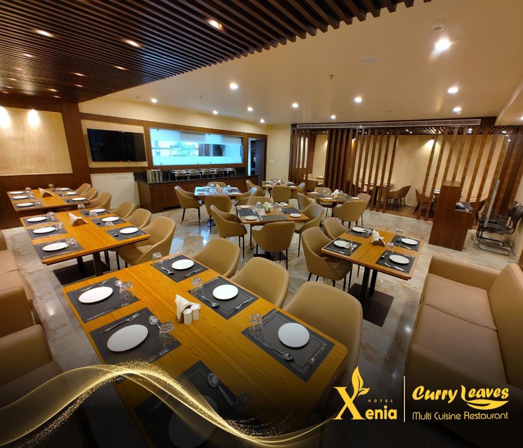 Hotel Xenia Varanasi Dış mekan fotoğraf