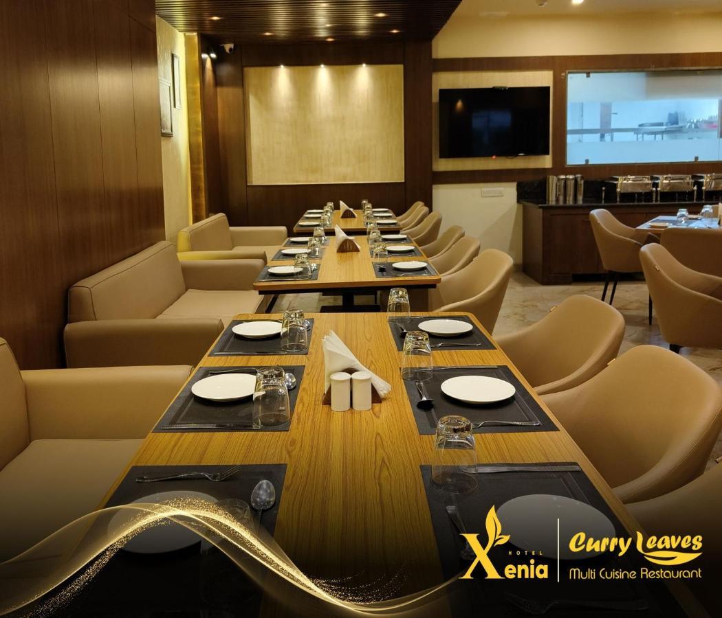 Hotel Xenia Varanasi Dış mekan fotoğraf